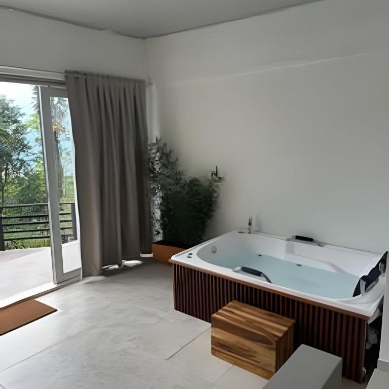 Cabaña en la Montaña con Jacuzzi - Bungalow - 1