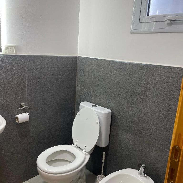 Dormís Acá - Habitación Doble con baño privado - 7