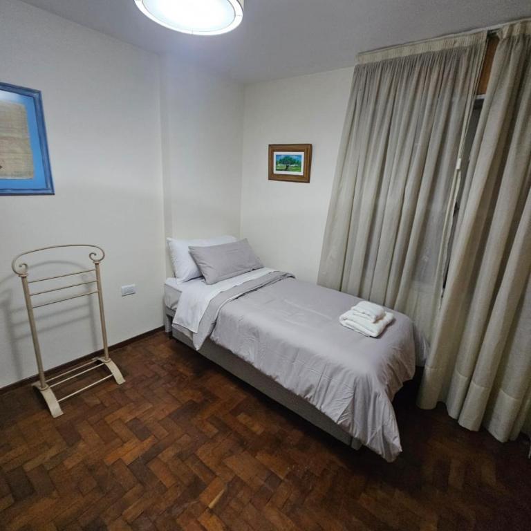 Departamento Córdoba Semipiso frente a Patio Olmos - Two-Bedroom Apartment - 13