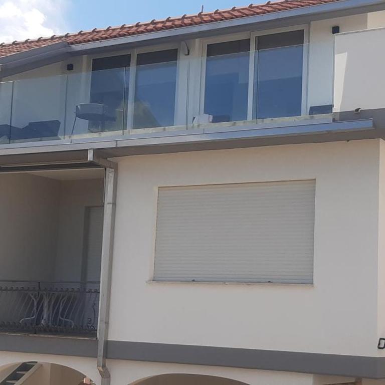 appartamento in Villa Paolo attico loft vista mare 1 camera matrimoniale e singolo diviso da armadi - Two-Bedroom Apartment - 10