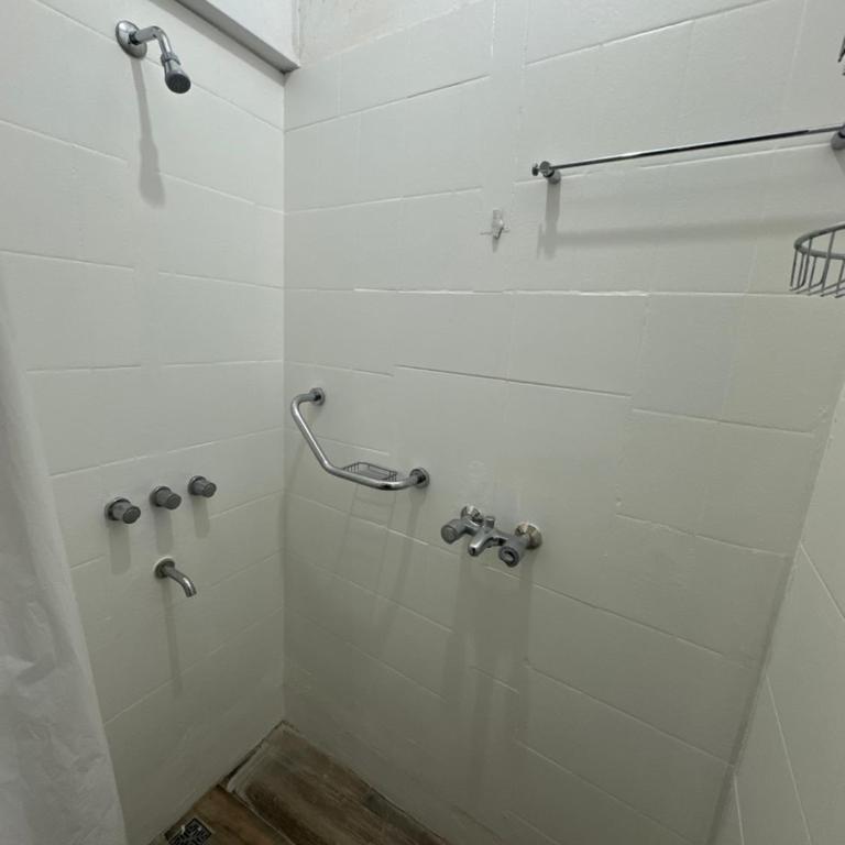 Departamento en el corazón de Tartagal - Two-Bedroom Apartment - 12