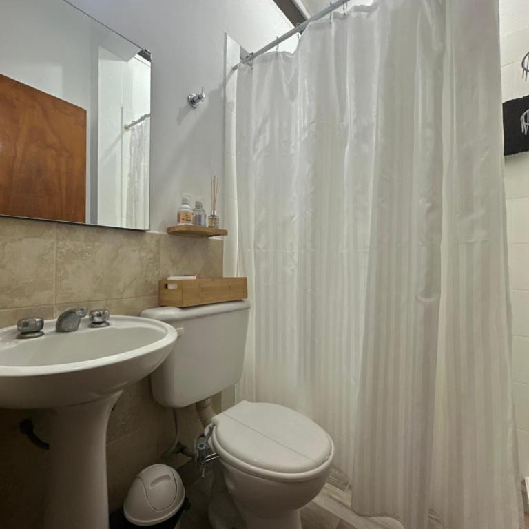 Departamento en el corazón de Tartagal - Two-Bedroom Apartment - 11