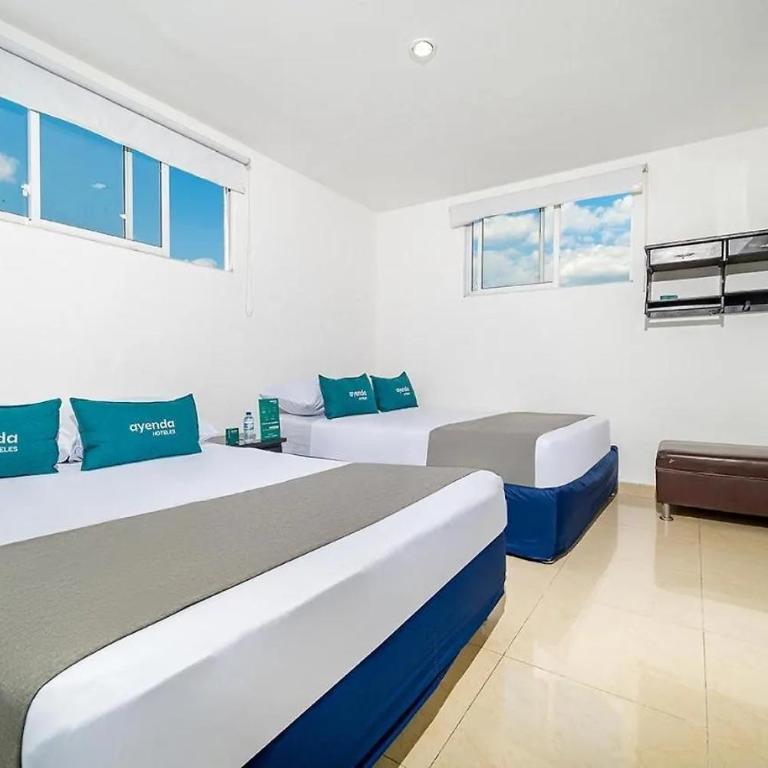 Hotel Marlon - Superior Triple Room - 1