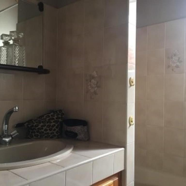 Maison T3 avec Jardin et Terrasse - 4 Personnes - FR-1-325-133 - Vacation Home - 2