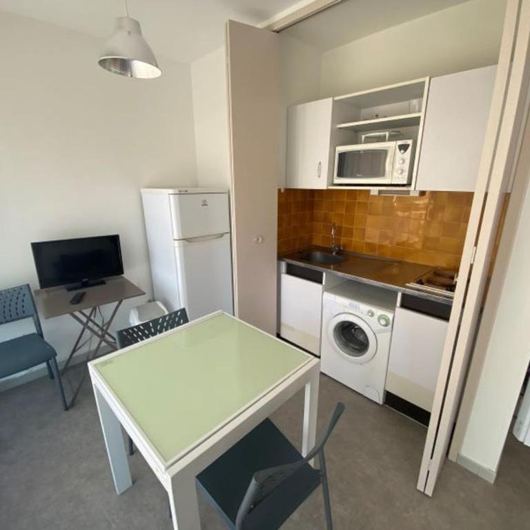 Appartement 4 pers. proche plage avec parking privé - FR-1-837-47 - Apartment - 6