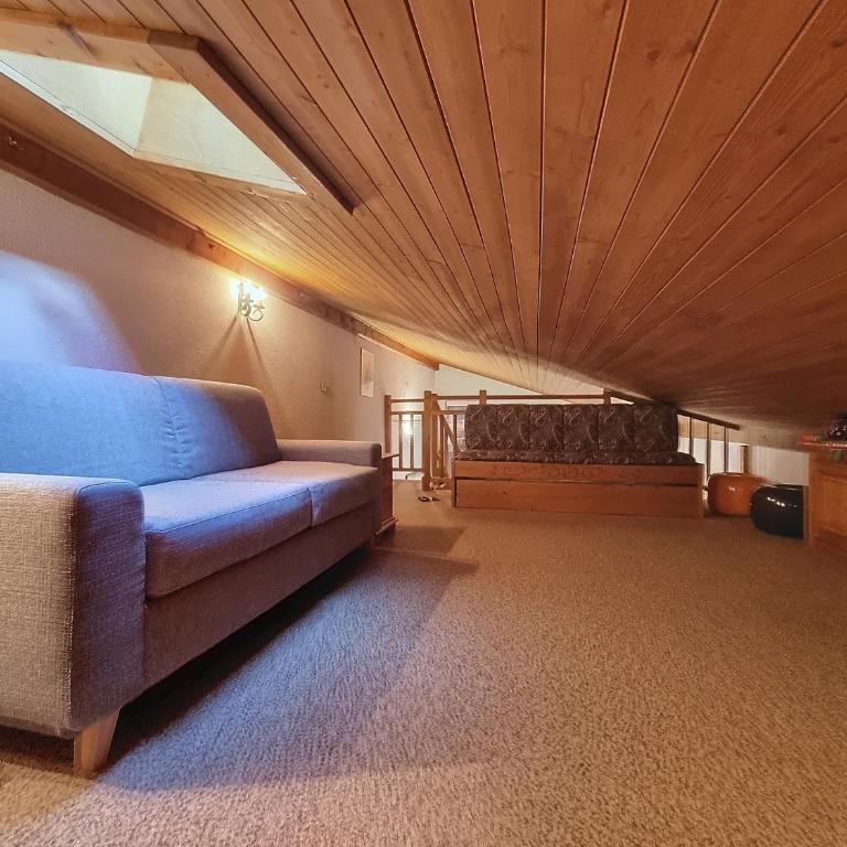 Duplex 2 pièces avec balcon et Wifi face au Mont Blanc - Appartement 1 Chambre - 12