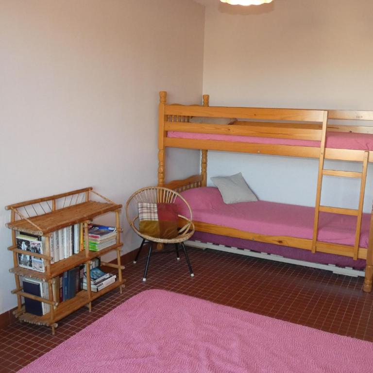 Location Vacances Appart. Rénové Face Mer Saint-Jean-de-Monts - 6 Pers. - FR-1-323-588 - Apartment - 6