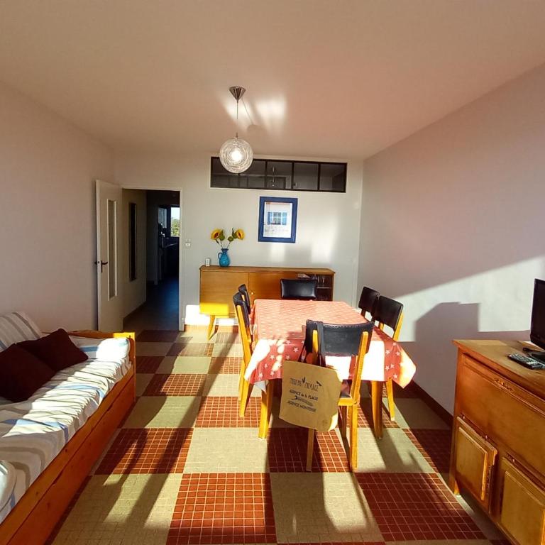 Location Vacances Appart. Rénové Face Mer Saint-Jean-de-Monts - 6 Pers. - FR-1-323-588 - Apartment - 9
