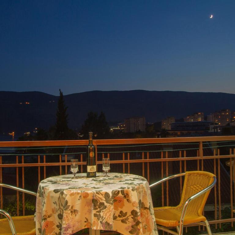 Apartments Gugolj M&M - Three-Bedroom Apartment - 13