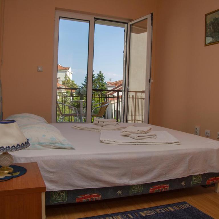 Apartments Gugolj M&M - Studio Apartment with Sea View - 9