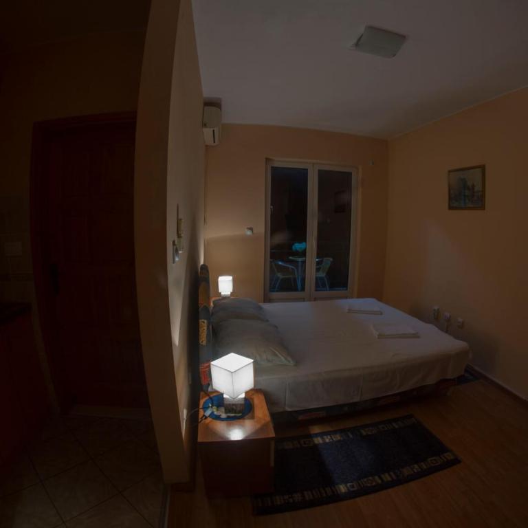 Apartments Gugolj M&M - Studio Apartment with Sea View - 5