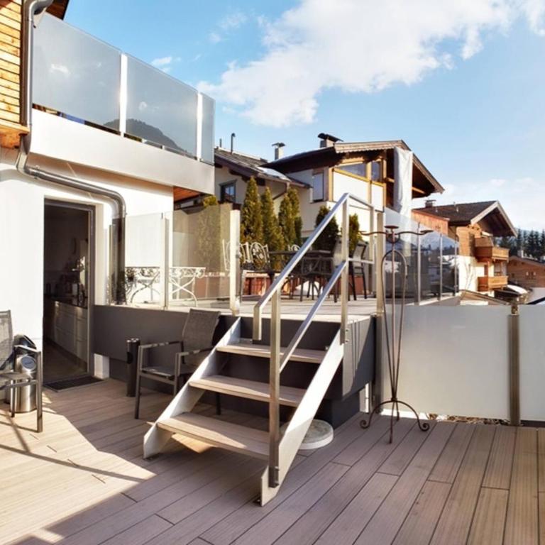 Trendguide Suites - Deluxe Apartment mit Balkon und 2 Schlafzimmern - 3