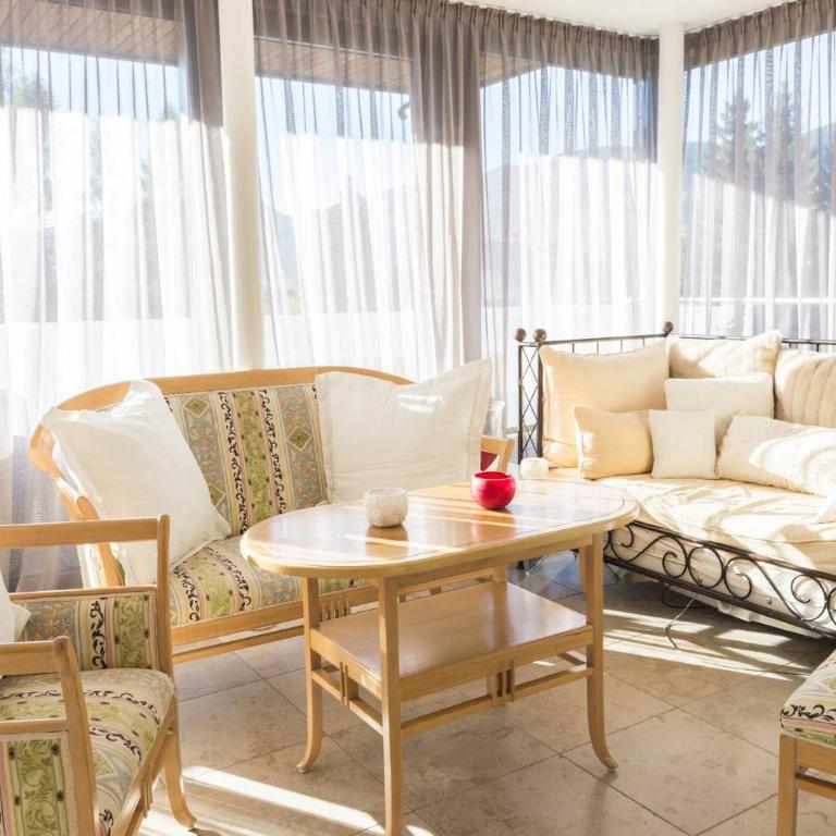 Trendguide Suites - Deluxe Apartment mit Balkon und 2 Schlafzimmern - 7