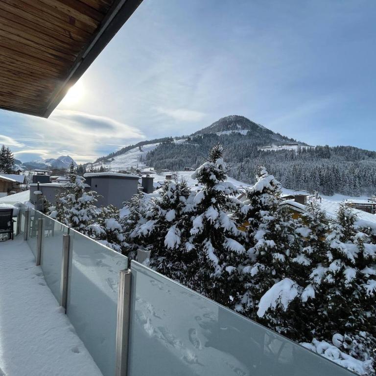 Trendguide Suites - Deluxe Apartment mit Balkon und 2 Schlafzimmern - 26