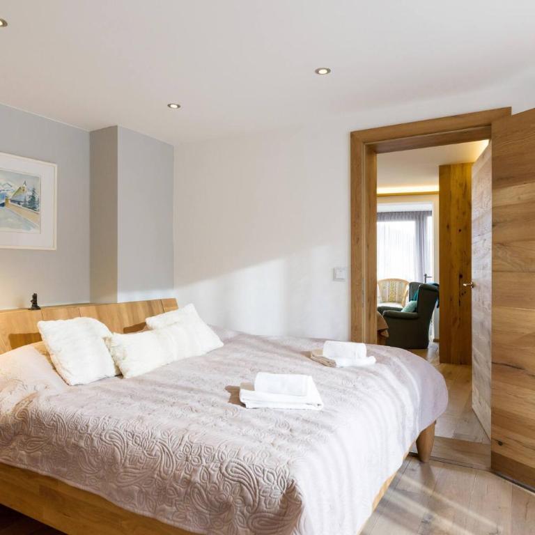 Trendguide Suites - Deluxe Apartment mit Balkon und 2 Schlafzimmern - 31