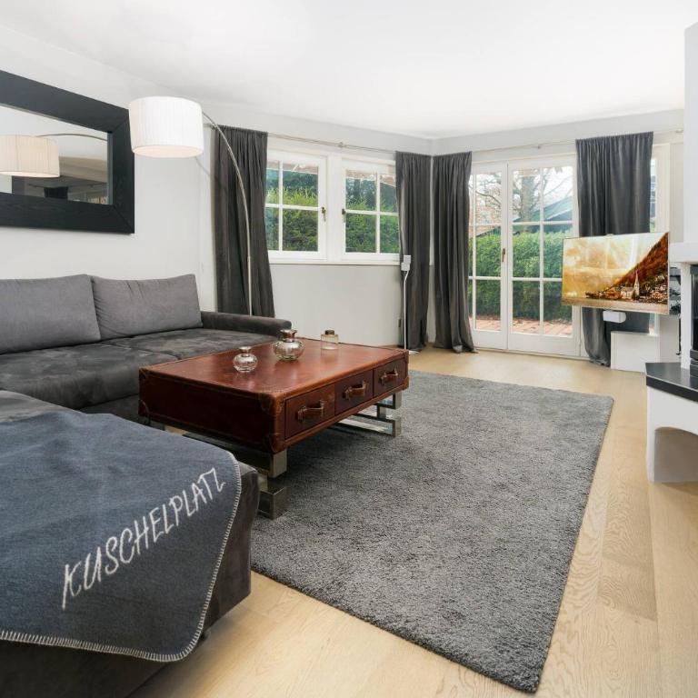 Kitz-Heart Apartments by Alpine Host Helpers - Apartment with Garden View - 12