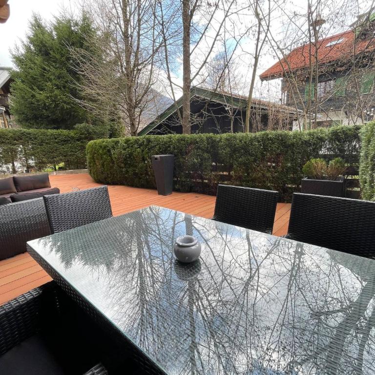 Kitz-Heart Apartments by Alpine Host Helpers - Apartment with Garden View - 13