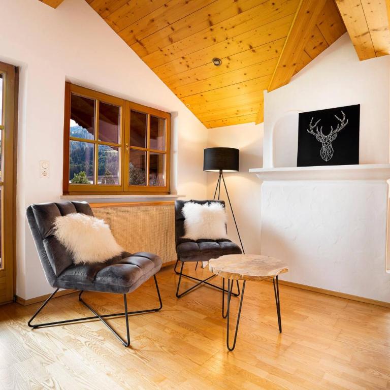 KitzAlps Apartments by Alpine Host Helpers - Superior Apartment - 14