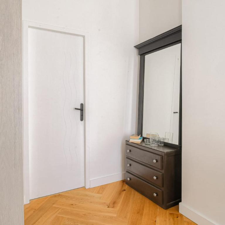 Design et Cosy 2 min Terreaux - Appartamento - 18