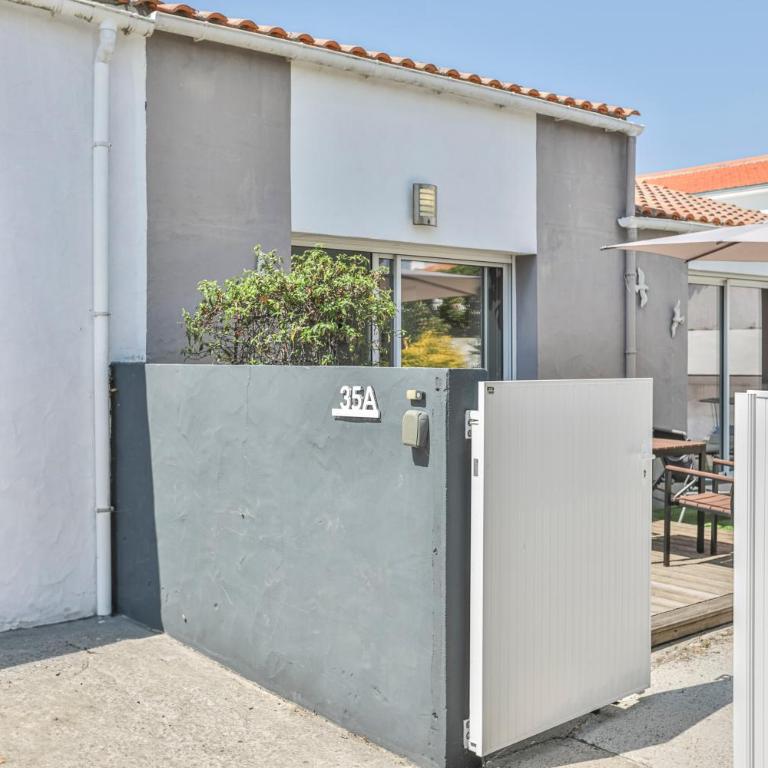 La tranquilité bleue - Maison avec SPA et Parking clôturé - Maison 2 Chambres - 38