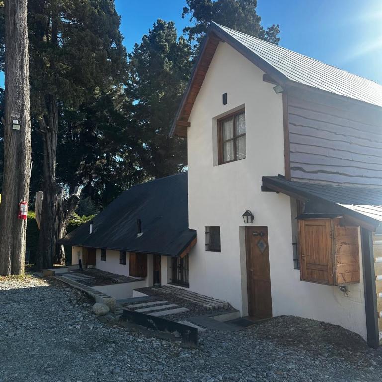 Hermosa Cabaña con vista al Nahuel Huapi - Apartamento - 19