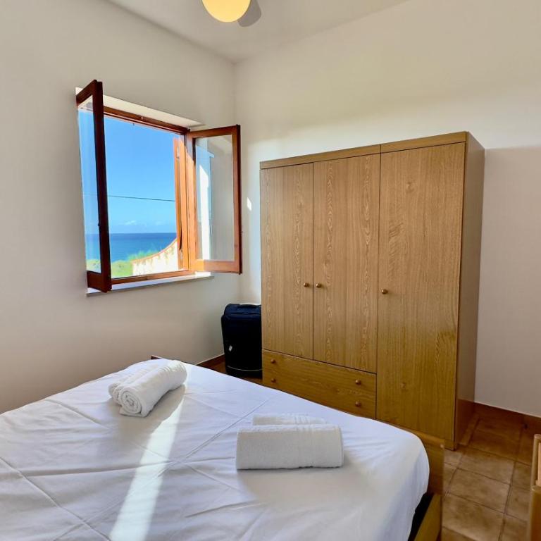 Jolinda Guest House, accogliente appartamento con 2 camere da letto, vista mare, vicino al centro di Cefalù con piscina fuori terra - Two-Bedroom Apartment - 19