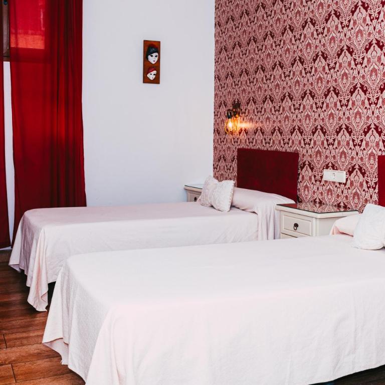 Hostal Mont Royal - Economy Double Room - 2