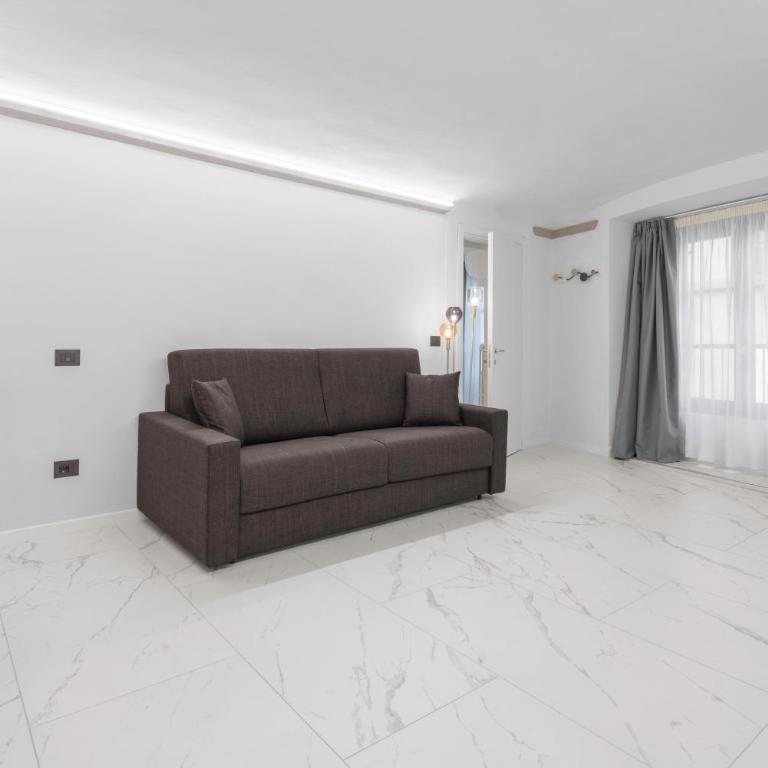 Hotel Adamas - Family Room - 4