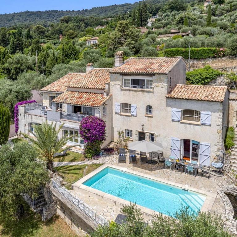 Villa Alto by Villa Plus - Villa - 1
