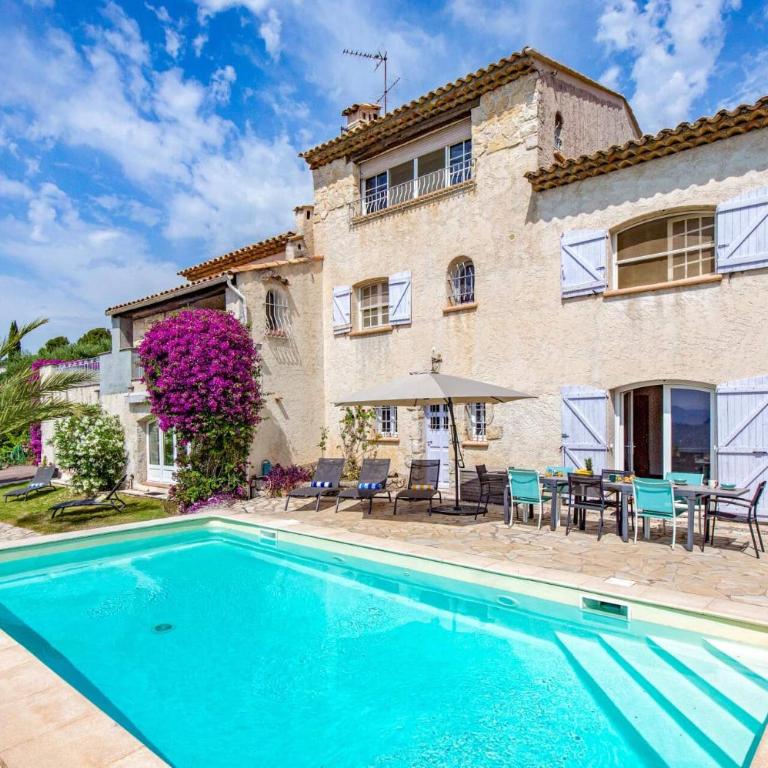 Villa Alto by Villa Plus - Villa - 11