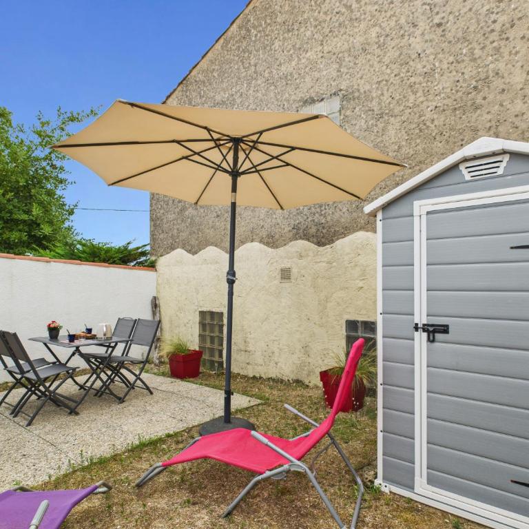750m de la plage- Studio avec petit jardin pour 2 - Studio - 11