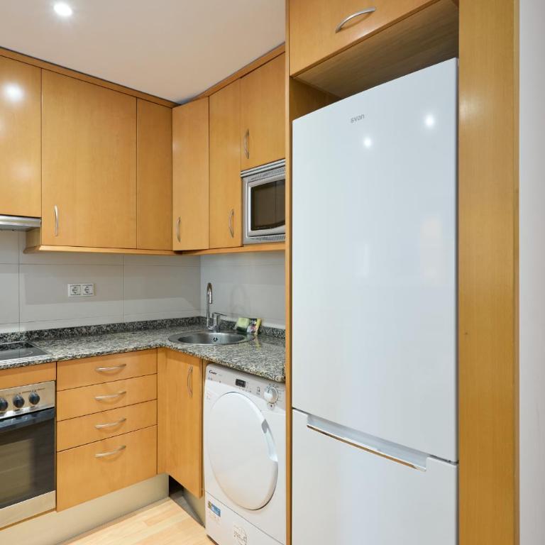 4IND1112 - One bedroom apartment - One-Bedroom Apartment - Non-Smoking - 12