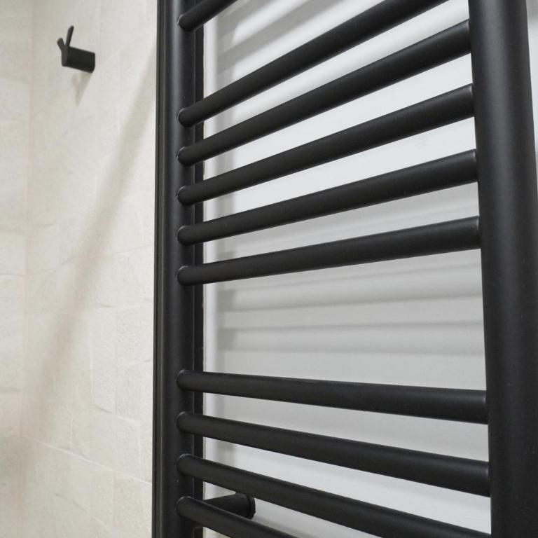 La Paz Apartments - Studio - 21