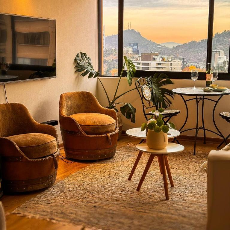 Luminoso 3BR en Las Condes - Parque Arauco - Vista y Ubicación top - Three-Bedroom Apartment with View - 1