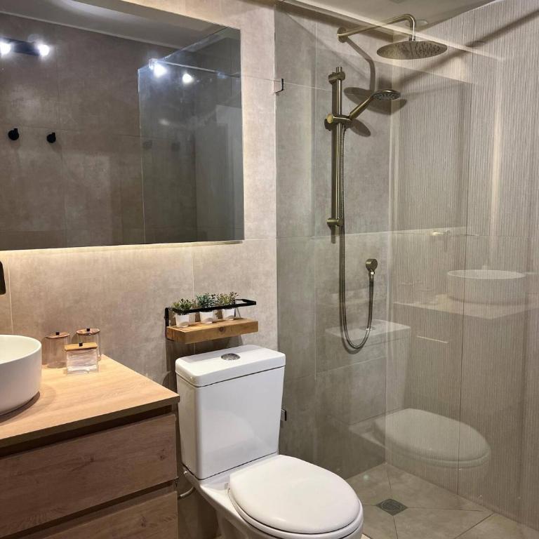 Luminoso 3BR en Las Condes - Parque Arauco - Vista y Ubicación top - Three-Bedroom Apartment with View - 16