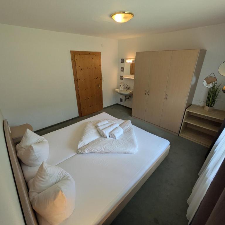 Appartements St. Leonhard - Apartment A2 mit 2 Schlafzimmern und Balkon - 13