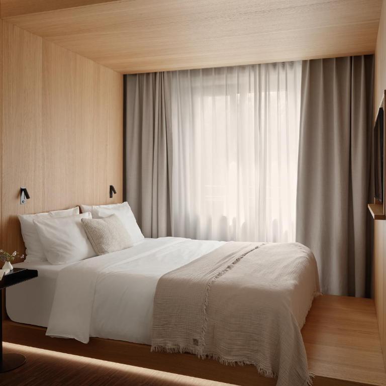 Bob W Münchner Freiheit - Kompaktes Zimmer – Blick auf den Innenhof - 1
