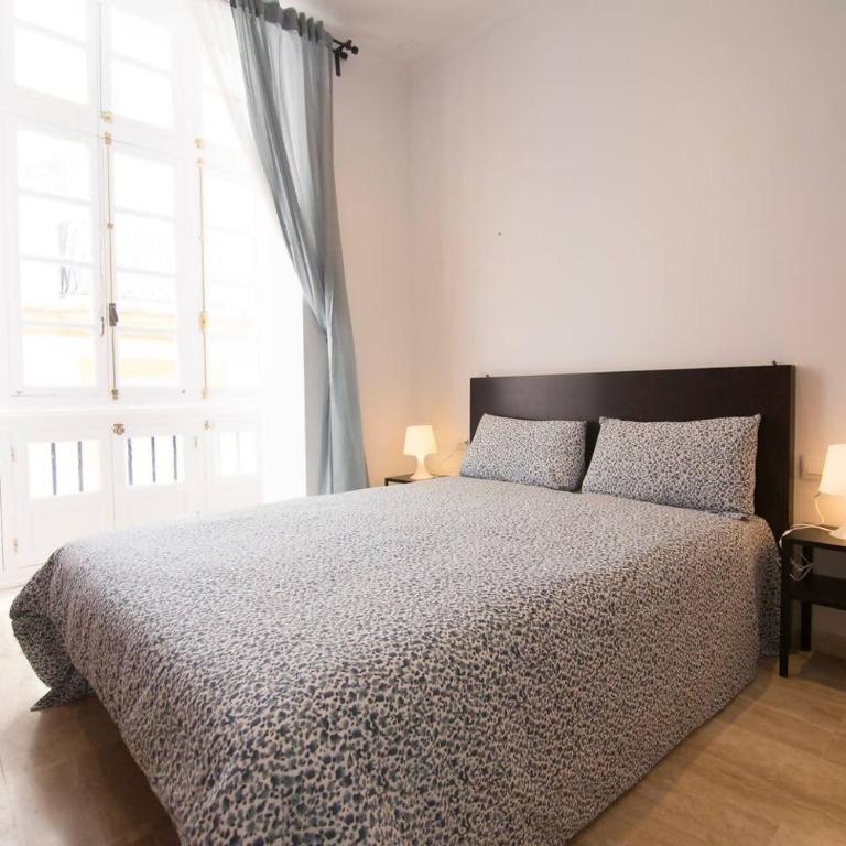 Extraordinario Piso, Junto a Playa y Pleno Centro - Apartamento - 13