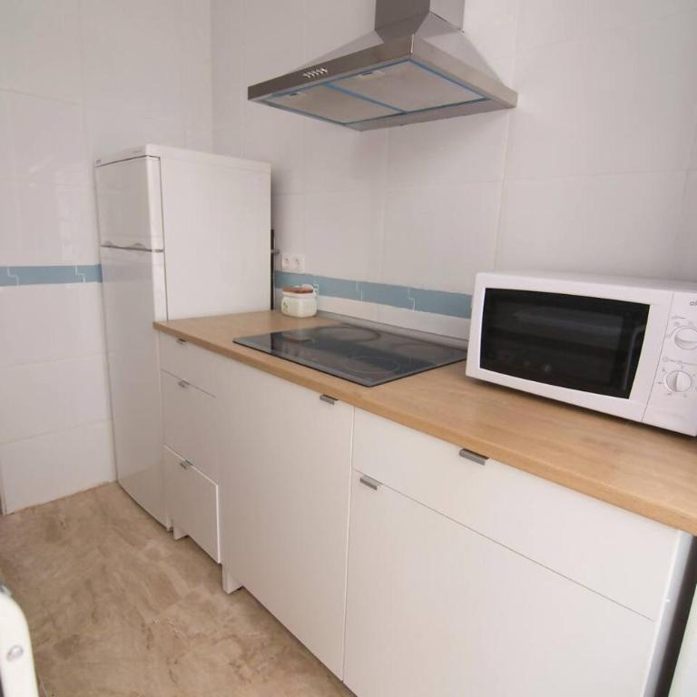 Extraordinario Piso, Junto a Playa y Pleno Centro - Apartamento - 18