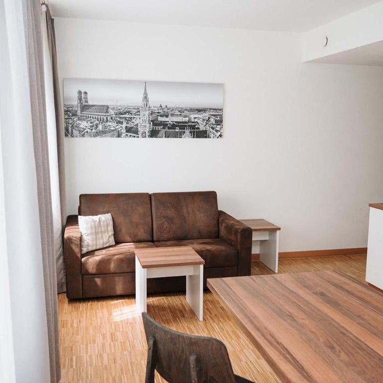 Coffee Fellows Hotel München-Freiham - Two-Bedroom Apartment - 9