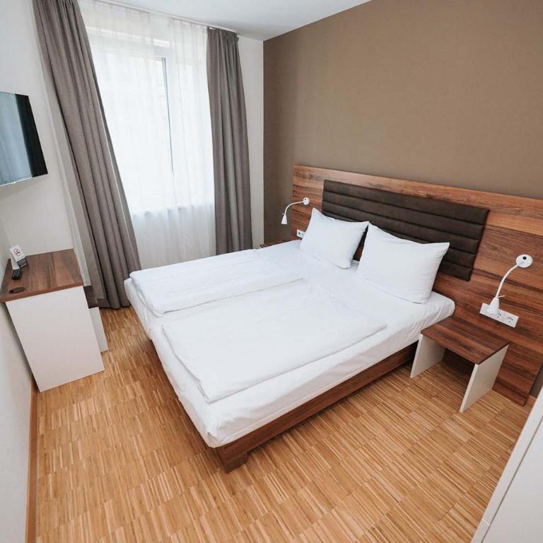 Coffee Fellows Hotel München-Freiham - Two-Bedroom Apartment - 13