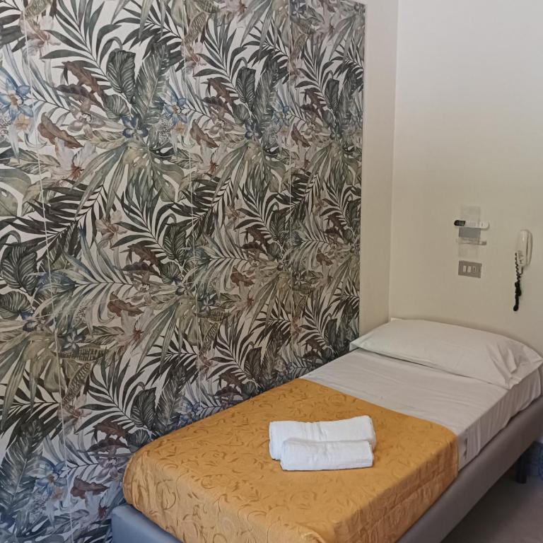 Hotel CARLO - Single Room - 3