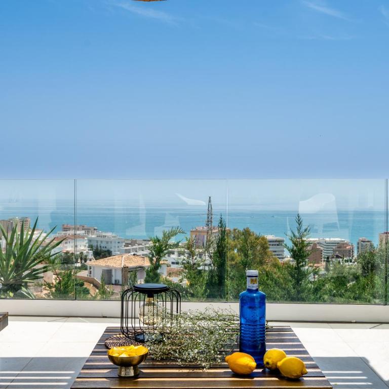 Villa Amistad in Fuengirola with private pool and sea views - Villa - 53