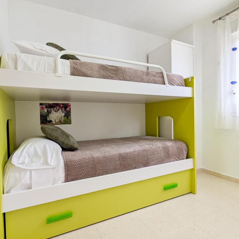 SAN REMO Levante beach apartments - Two-Bedroom Apartment with Sea View - 13