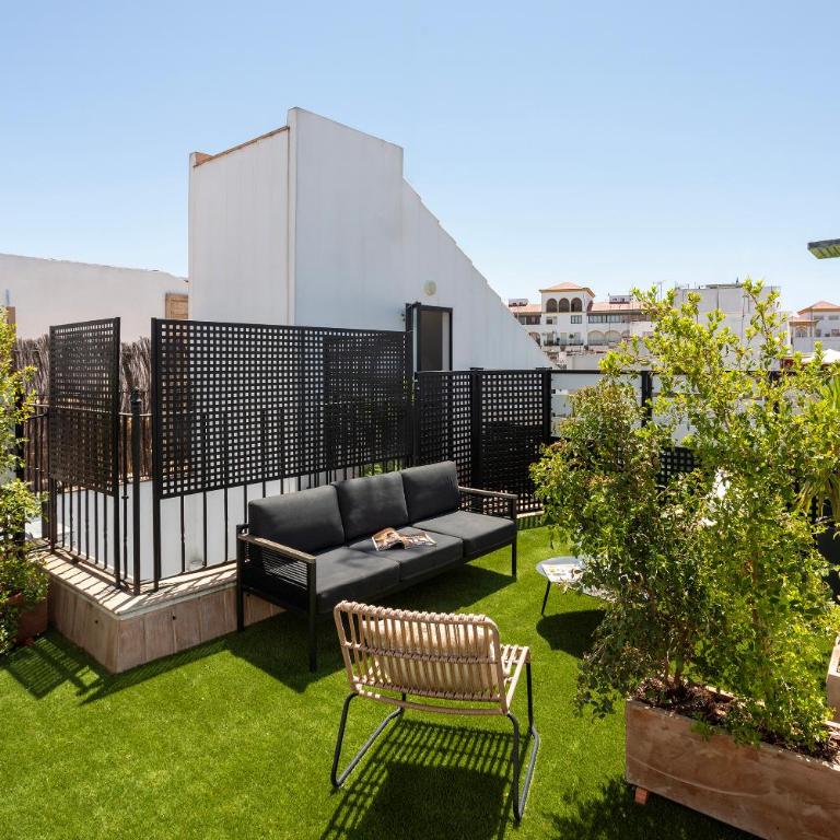 Genteel Home Santas Patronas - One-Bedroom Apartment with Terrace-external access - 12