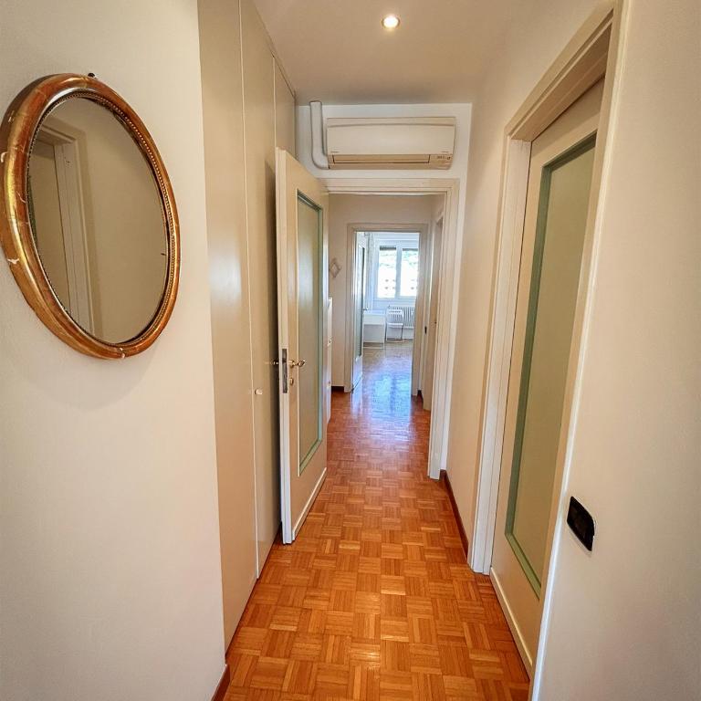 Art & Lake Apartment - Appartamento con 2 Camere da Letto e con Vista Montagna - 18