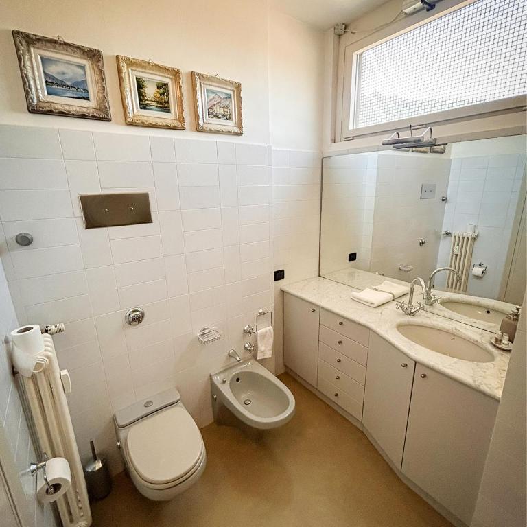Art & Lake Apartment - Appartamento con 2 Camere da Letto e con Vista Montagna - 19