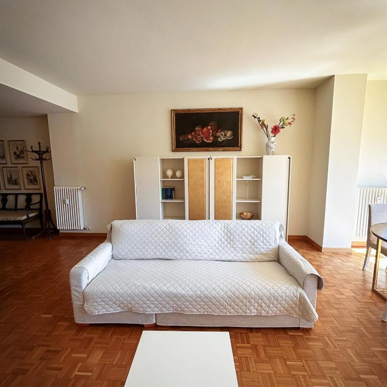Art & Lake Apartment - Appartamento con 2 Camere da Letto e con Vista Montagna - 13