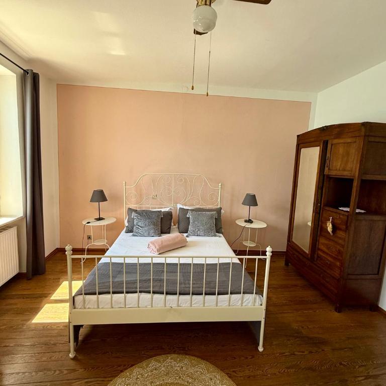 Albergo Gargnano - Camera Matrimoniale con Vista Lago - 14