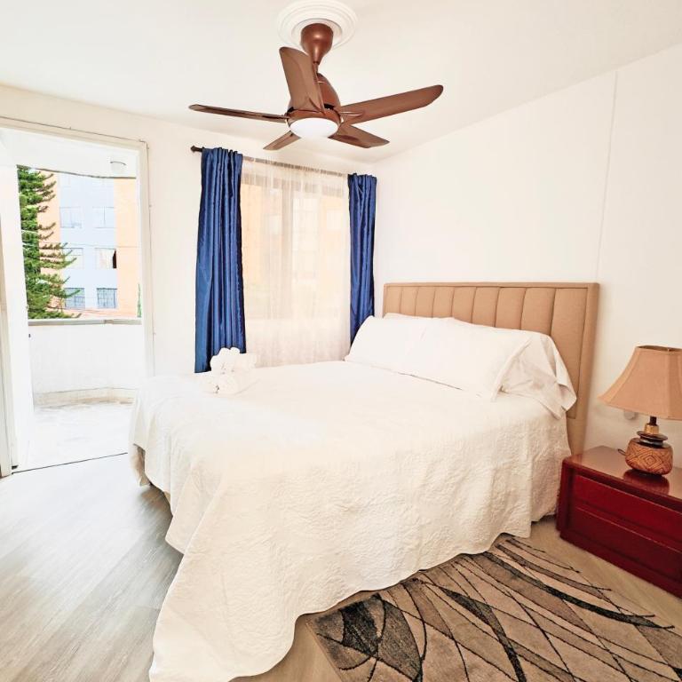 Apartamento Stay Medellín Laureles - Three-Bedroom Apartment - 3